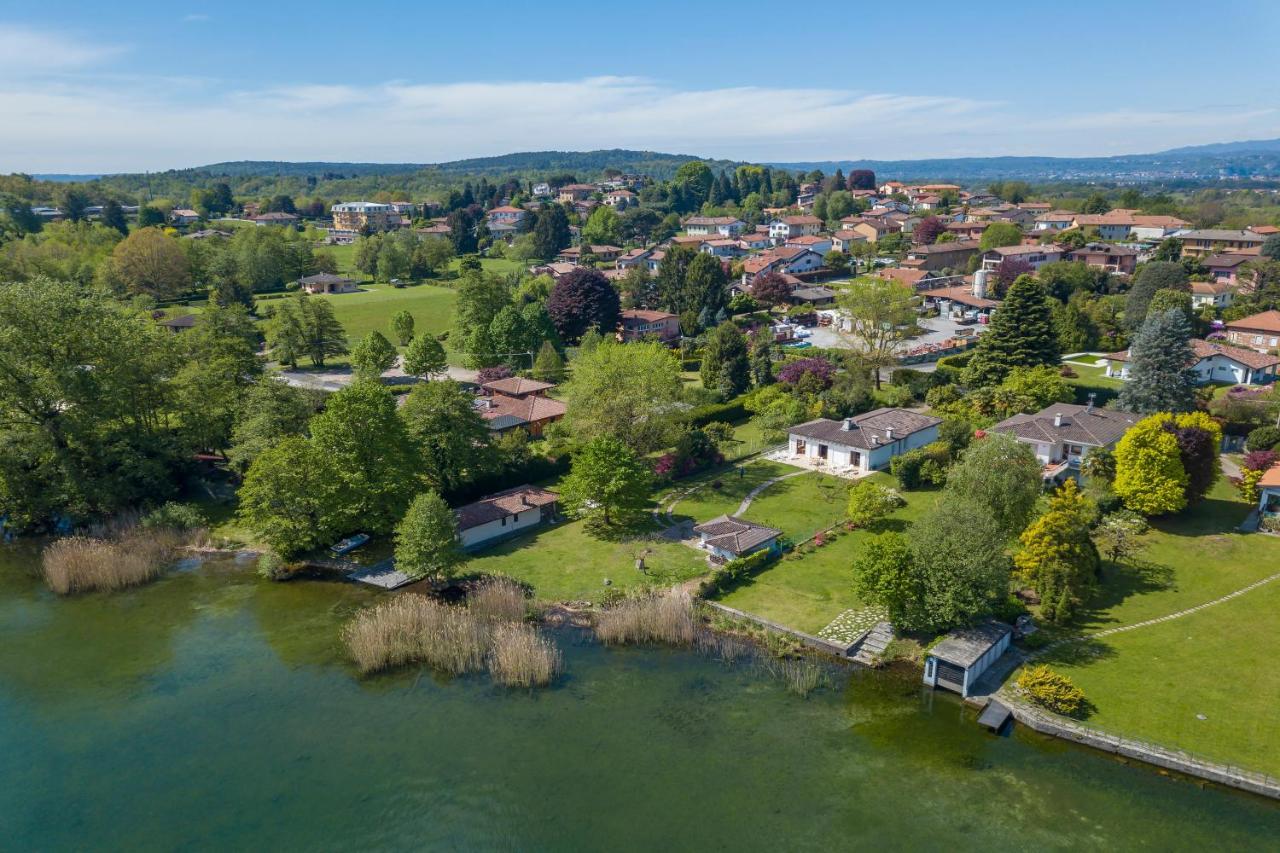Villa Martine Au Bord Du Lac - Happy Rentals Cadrezzate Exterior foto
